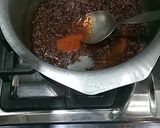 A picture of step 5 of Red beans curry.