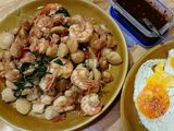 กะเพรากุ้ง(และผองเพื่อน)