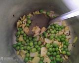 A picture of step 3 of One pot vegetable rice.