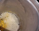 Foto del paso 3 de la receta: Costeleta de cerdo con arroz y cebollas caramelizada