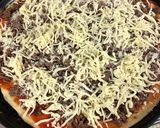 Une image de l'étape 2 de Pizza viande hachée mozzarella.