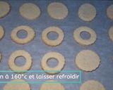 Une image de l'étape 2 de Petits sablés fondants à la confiture.