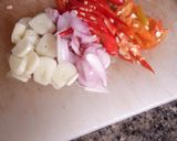 Foto langkah ke 1 dari resep Nasi Goreng Kemangi.