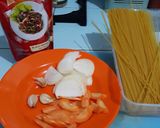 Foto langkah ke 1 dari resep Spageti Ayam Saus Lada Hitam.