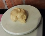 Foto langkah ke 4 dari resep Roti Pisang.