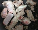Foto del paso 1 de la receta: 🥔Patatas con costillas🍖