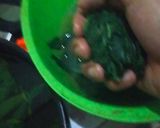 Foto langkah ke 2 dari resep Daun Singkong Nyemek Pedas.