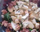 Foto del paso 4 de la receta: Ensalada de peras y queso azul