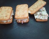 A picture of step 4 of Mayo tarter tuc sandwiches.