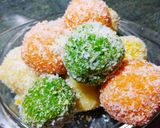 A picture of step 9 of Lauki ke ladoo.