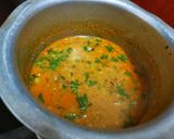पावटा बटाटा रस्सा भाजी (Pavta Batata Rassa Bhaji Recipe In Marathi) रेसिपी स्टेप 3 फोटो