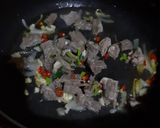 Foto langkah ke 4 dari resep Sapi Tumis.