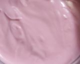 A picture of step 3 of Rooh Afza ice cream.