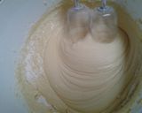 Foto langkah ke 7 dari resep Up Side Down Pineapple Cake.