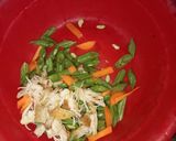 Foto langkah ke 1 dari resep Tumis Buncis,Wortel dain suwir Ayam (Kids Friendly).