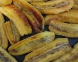 Foto langkah ke 6 dari resep Dadar Gulung Coklat isi Pisang Coklat.
