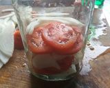 Hagymás paradicsomsaláta télire, befőzőautomatával recept fázis 2 fotója