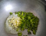 A picture of step 2 of Macaroni white sauce pasta with garlic bread.