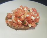 Foto del paso 3 de la receta Bruschetta de sandía con queso feta y hierbabuena