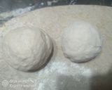 A picture of step 2 of Gol Roti.
