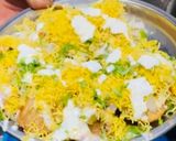 A picture of step 4 of Golgappa chat.