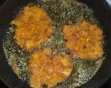 Foto langkah ke 3 dari resep Dadar Ayam Jamur Wortel.