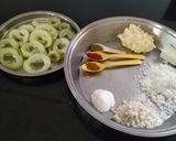 A picture of step 2 of Lauki Nazakat.