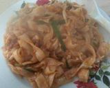 Gambar langkah 5 resipi Mi Kuey teow homemade.