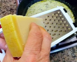 Foto del paso 10 de la receta: Pechuga de pollo a la crema de parmigiano reggiano y espinacas