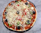 صورة لخطوة 5 من وصفة بيتزا اقتصادية وبنينة 😋😍😍