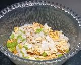 A picture of step 2 of Papad chaat.