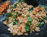 Foto langkah ke 4 dari resep Sambal Tempe Kemangi.