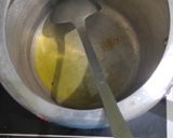 A picture of step 2 of Kaddu/Lauki ki sabzi.