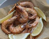 A picture of step 3 of Air fryer prawns.
