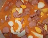 Tojás pörkölt virslivel recept fázis 4 fotója