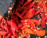 Foto langkah ke 2 dari resep Sambal Belimbing Wuluh.