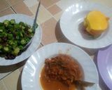 A picture of step 8 of Okra(mabenda) and fried fish.