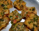 A picture of step 4 of Egg less mini bread omelette.