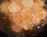 A picture of step 3 of Wheat Mathri.