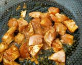Foto del paso 3 de la receta: Fideos chinos con verduras, pollo y coco