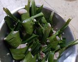 Foto langkah ke 3 dari resep Ayam Pandan Thailand (Gai Hor Bai Toey).
