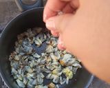 A picture of step 4 of Huitlacoche Cream Soup.