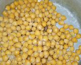 A picture of step 2 of Green Masala Chickpeas.
