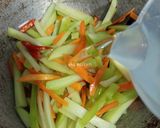 Foto langkah ke 3 dari resep Tumis Wortel Labu Siam.