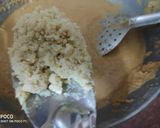 A picture of step 6 of Punjabi Pinni.