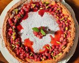 A picture of step 24 of Cheese Cake with Pomegranate compote.