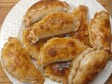 Empanada de carne cortada a cuchillo