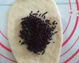 Foto langkah ke 4 dari resep Roti Sobek Sosis.