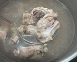 Hình bước làm 1 của món Bánh canh hải sản miền Trung