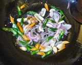Foto langkah ke 2 dari resep Tumis Tempe Kecap.